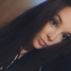 Meet your Posher, Alexandra